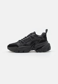 NICK - Sneakers low - black