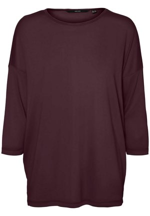 Bordeaux losvallende t-shirt met driekwart mouwen en een brede ronde hals. Glad, lichtgewicht stof zonder patronen of accenten.