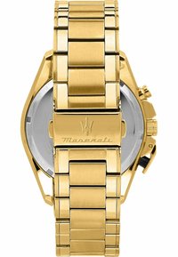 Goldfarbene Metalluhr mit einem Gliederarmband und einem achteckigen Gehäuse. Verfügt über eine Krone und Tasten an der Seite; mit dem eingravierten "Maserati"-Logo am Verschluss.