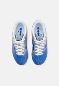 Diadora CATTURA II JR UNISEX - Nogometne kopačke za čvrstu podlogu - silver/blue/white