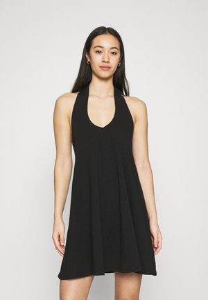 Alle Schwarzes neckholder kleid zusammengefasst
