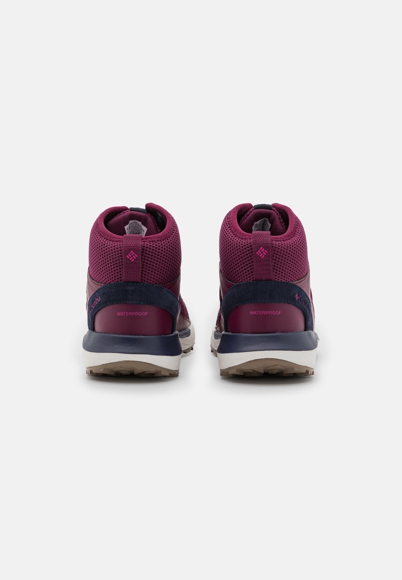 Damen Sportschuhe | Columbia TRAILSTORM MID Hikingschuh marionberry/deep water/dunkelblau - JR93477 Damen Sportschuhe | Columbia TRAILSTORM MID Hikingschuh marionberry/deep water/dunkelblau - JR93477