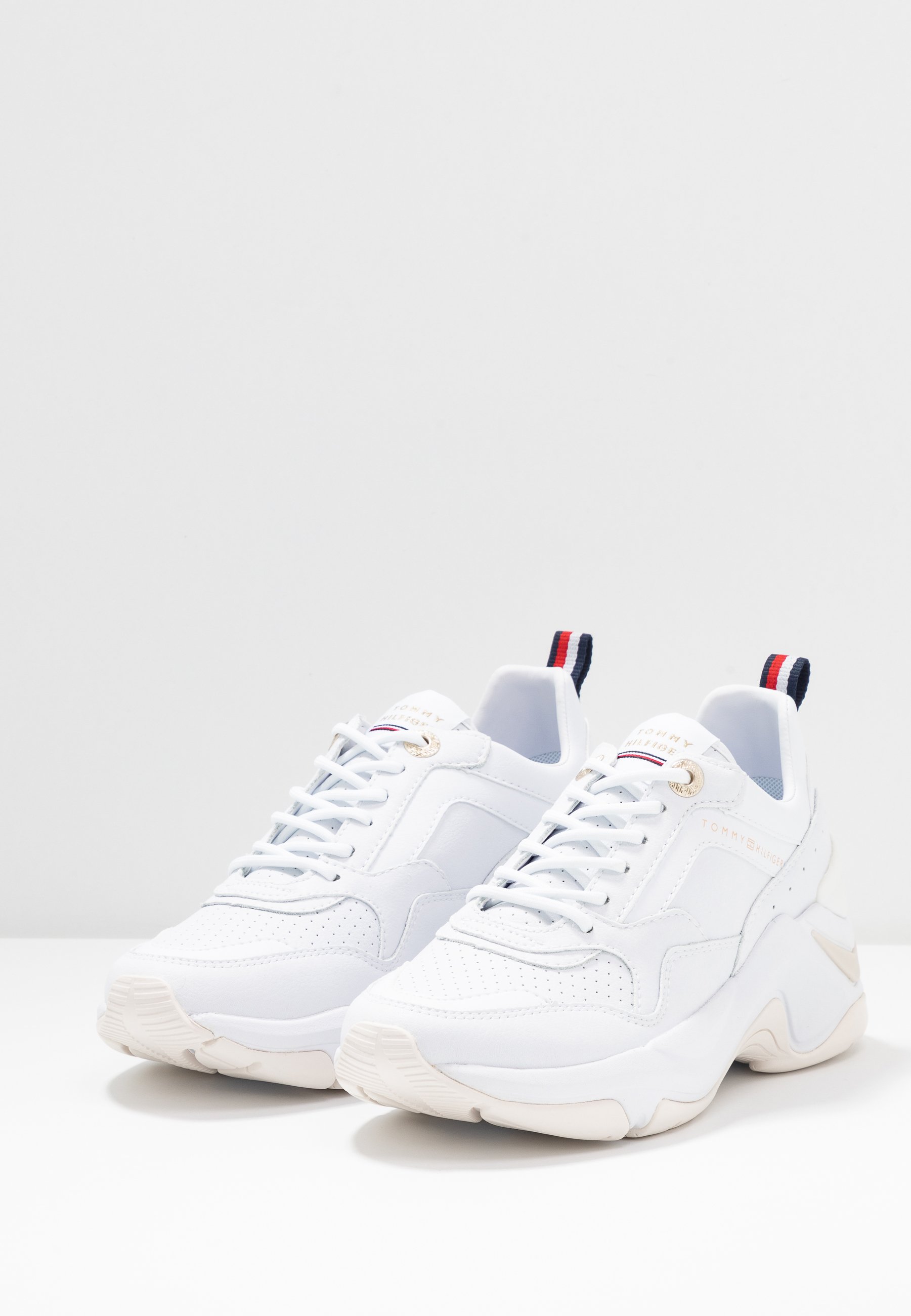 Tommy Hilfiger FEMININE INTERNAL WEDGE - Sneakers laag - white/wit - Zalando .nl