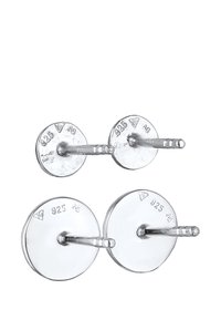 Silverörhängen med två par cirkulära skivor med polerad yta. Stämplar indikerar 925 sterlingsilver. Enkel studdesign.