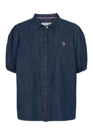 Marineblå denimskjorte med korte, puffede ermer, vanlig krage, knappelukke og en liten brodert logo på øvre venstre side.