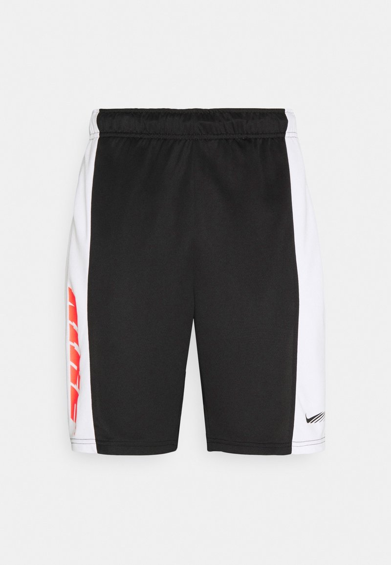 Shorts de sport noirs avec des panneaux latéraux blancs, un logo vertical rouge sur le côté gauche et un petit logo swoosh noir sur le côté droit.