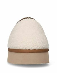 Crèmekleurige pantoffel met een gemarmerde, zachte bovenkant en een gladde beige zool. Heeft een bruine rand aan de onderkant voor extra detail.