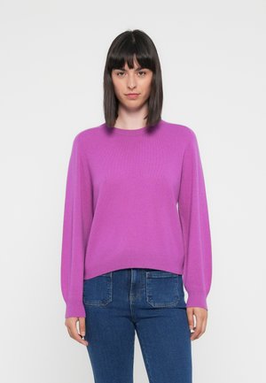 - Sweter