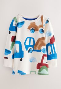 Chemise blanche à manches longues pour enfants avec des imprimés colorés de voitures, camions et nuages dans des tons bleus, rouges, verts et marron.