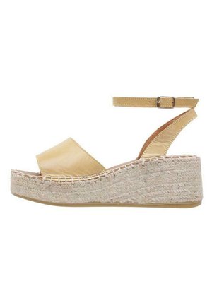 CLAVEL - Sandalias de cuña - camel