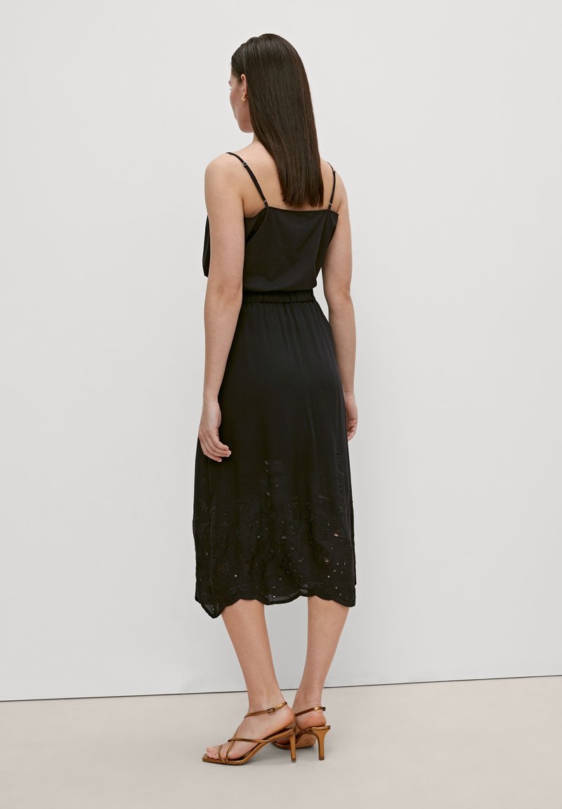 Damen Jeansröcke | comma MIT BRODERIE ANGLAISE A-Linien-Rock black/schwarz - HB02408 Damen Jeansröcke | comma MIT BRODERIE ANGLAISE A-Linien-Rock black/schwarz - HB02408