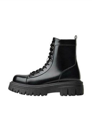 Fűzős bokacsizmák - black