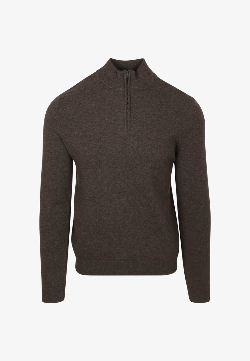Brauner Strickpullover mit hohem Kragen und Halbreißverschluss. Mit langen Ärmeln und körpernahem Schnitt. Weiche Textur mit minimalen Details.