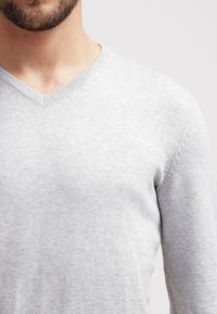 Pier One Sweter