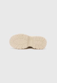 Buffalo GALACTICA - Trainers - cream