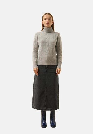 ESTELLE  - Sweter