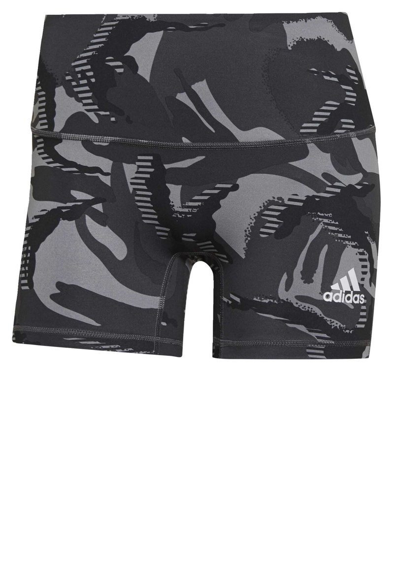 Pantalones cortos deportivos en negro y gris con un patrón de camuflaje, tejido elástico, cinturilla alta y un logotipo blanco de adidas en la parte inferior derecha.