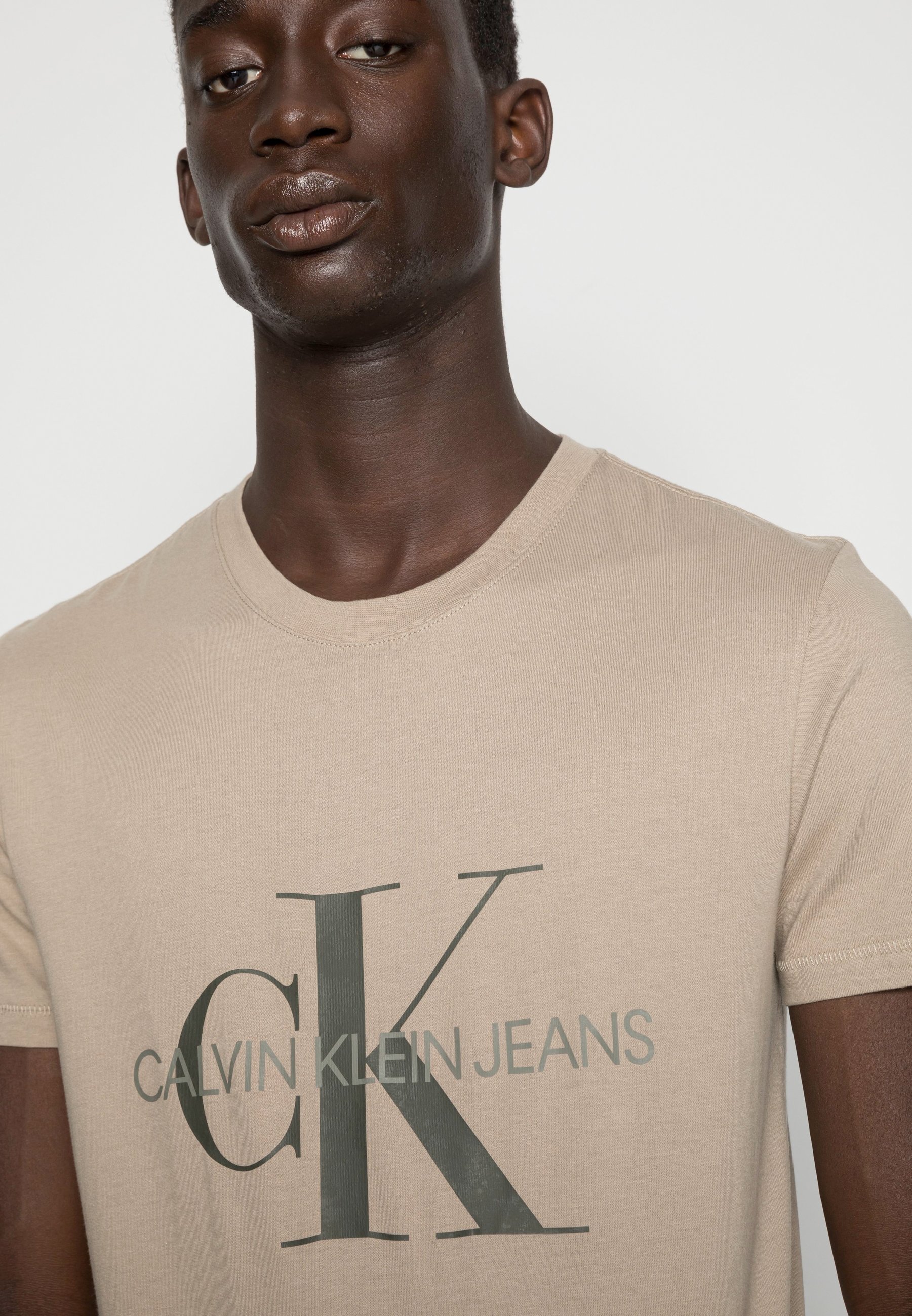 Calvin Klein Jeans SEASONAL MONOGRAM 