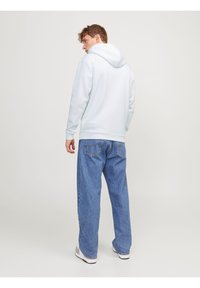 Jack & Jones JJEBRADLEY ZIP HOOD - Sweatjakke - white