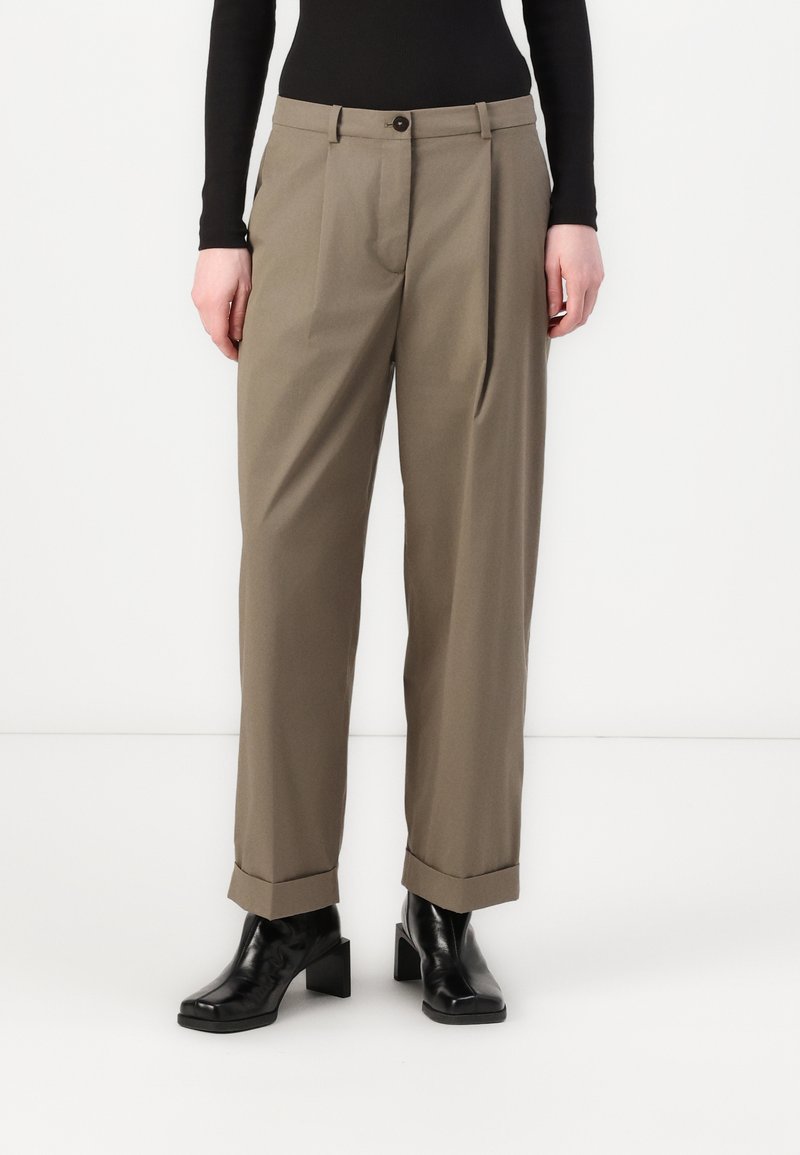 Tommy Hilfiger - STRAIGHT - Chinos - tundra brown, Enlarge