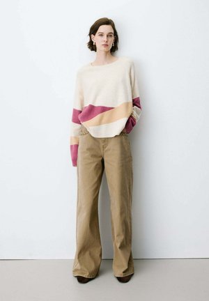 Grace & Mila, PULL COL ROND EN MAILLE À MOTIF SABLE ARLO - Pullover - sable