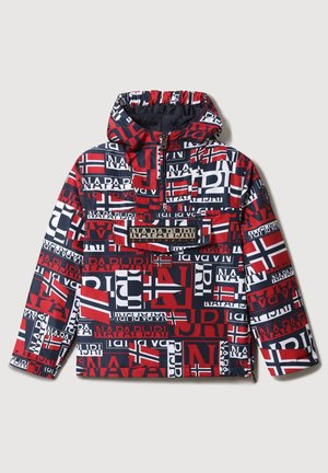 Veste à capuche pour enfants en patchwork rouge, bleu marine et blanc, ornée des logos Napapijri et de motifs du drapeau norvégien.