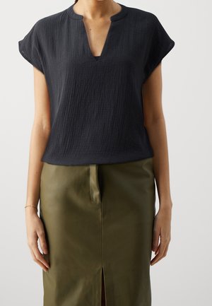 Blouse - black