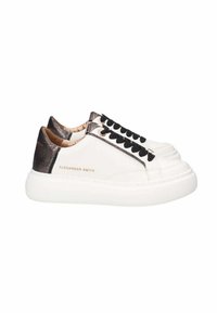 ALEXANDER SMITH Sneakers basse - bianco