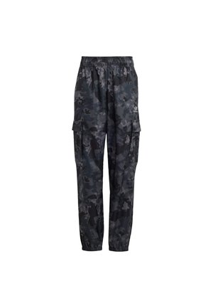 Cargo bukser i sort og grå camouflage med elastisk taljebånd, sidelommer, elastiske manchetter og lille hvid Adidas-logo på låret.