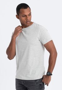 Ombre T-shirts basic - grey
