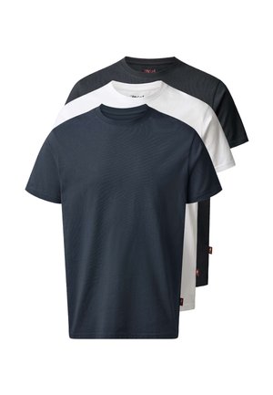 Drie effen T-shirts met ronde hals gestapeld, kleuren van voren naar achteren: donker marineblauw, wit en zwart.