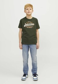 Jack & Jones Junior JJELOGO TEE O-NECK JNR - Apdrukāts T-krekls - kombu green