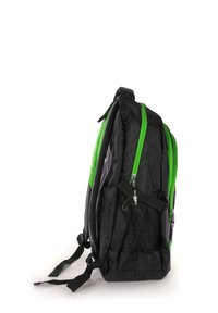Zwarte rugzak met groene ritsen en accenten, voorzien van meerdere vakken, verstelbare banden en een mesh zijvak.