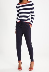 ONLY Träningsbyxor - dark blue
