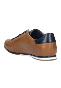 Wojas Stringate sportive - brown