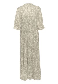 Vestido largo y ligero de un patrón verde suave, con escote redondo, mangas tres cuartos y un diseño fluido en capas.