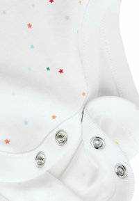 Thumbnail Image 9