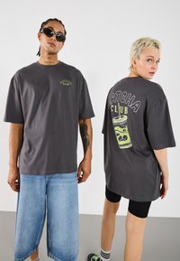 YOURTURN UNISEX - T-shirts print - asphalt