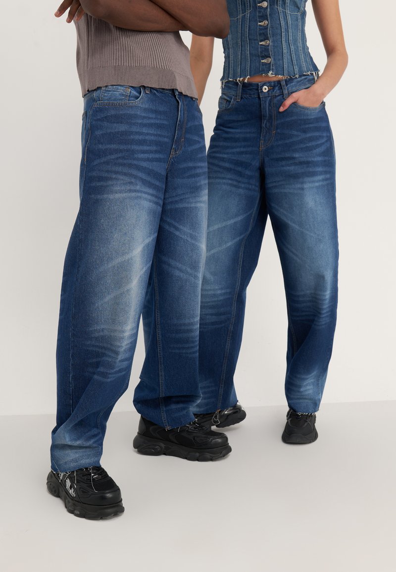 YOURTURN by Zalando - UNISEX - Loose Jeans - dark blue denim, Enlarge