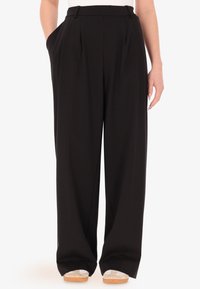 PALAZZO MILANO - Pantaloni - black