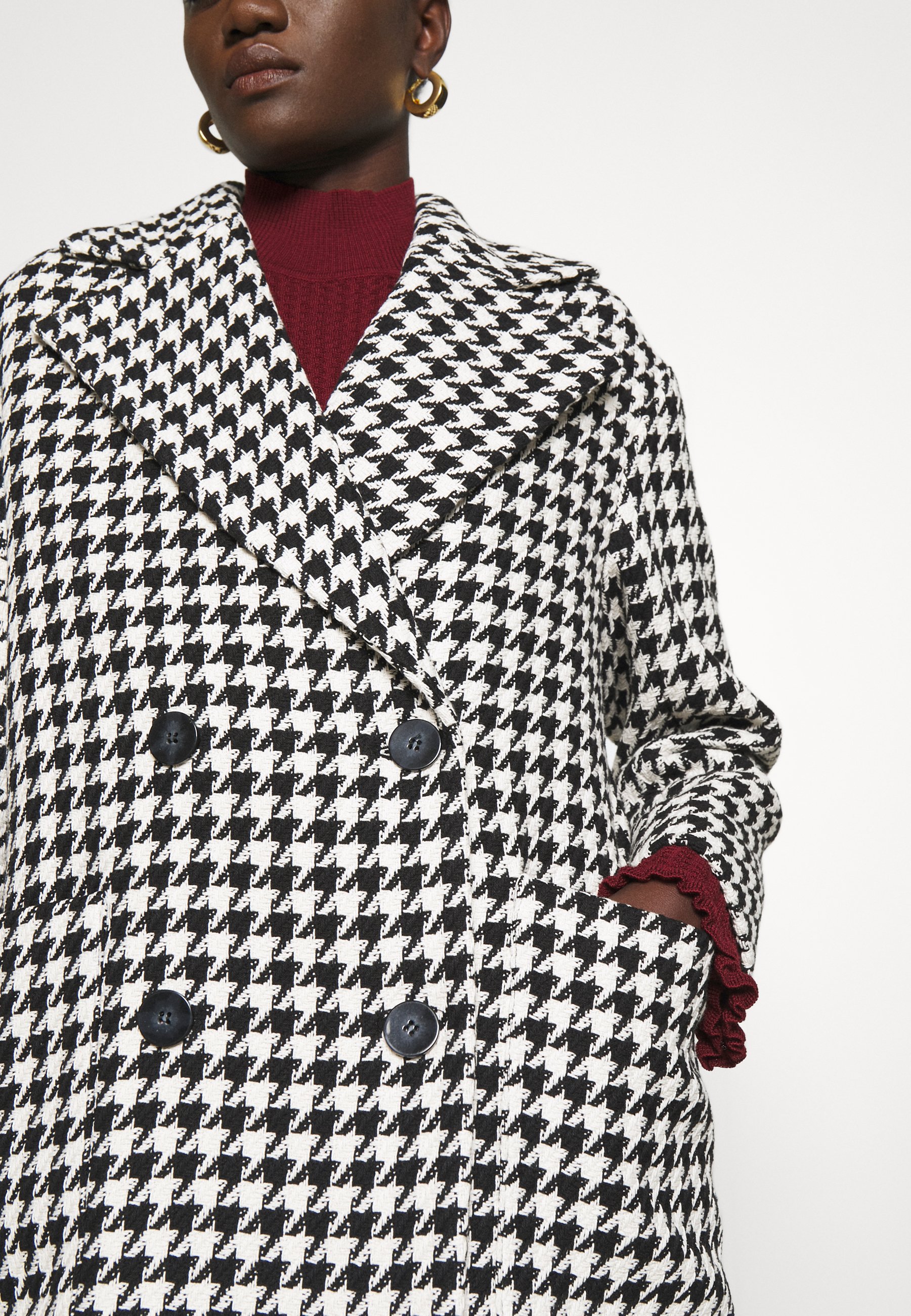 oversized checked jacket