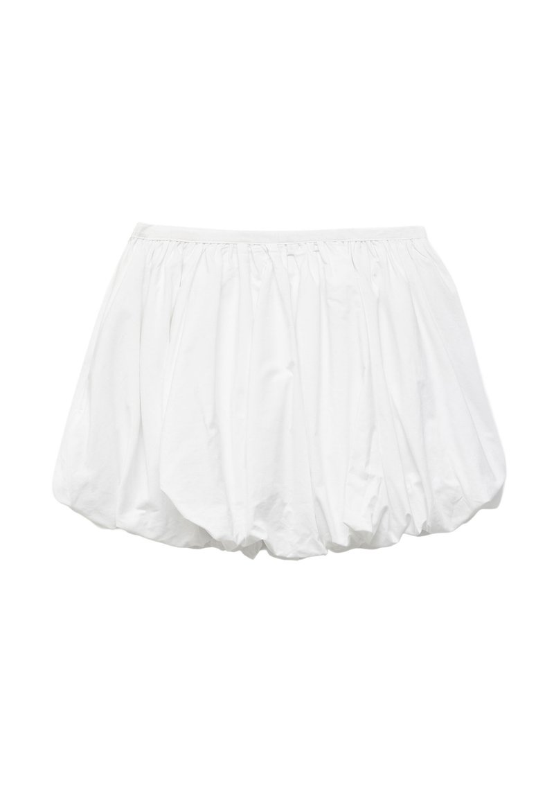 Hvide bomulds ballonshorts med elastisk talje og plisseret design, i en glat tekstur og rund form.