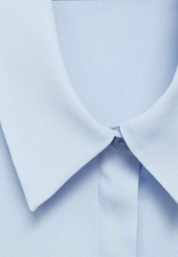 Mango Skjortebluser - light blue