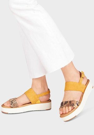 Platform sandals - nut