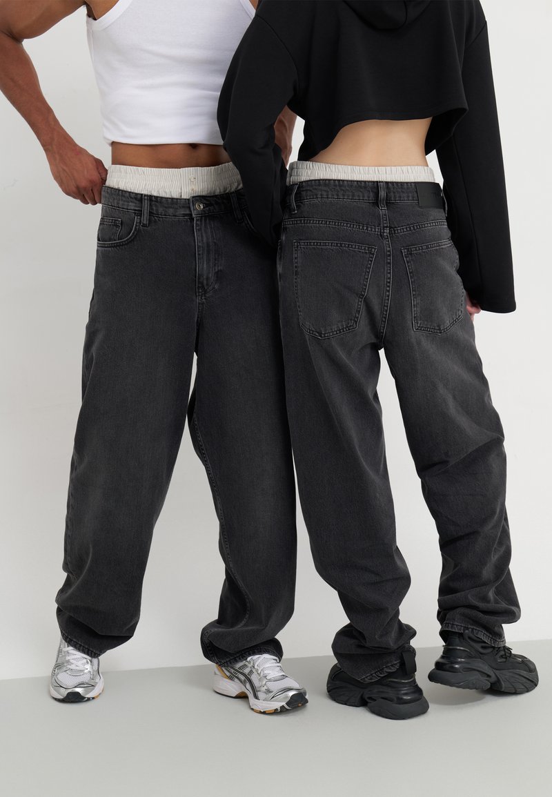 YOURTURN by Zalando - UNISEX - Baggy Jeans - black denim, Enlarge