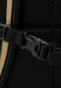Dickies ASHVILLE ROLL TOP BACKPACK UNISEX - Hátizsák - khaki