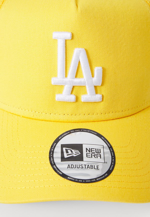 LEAGUE ESSENTIAL TRUCKER UNISEX - Cap4