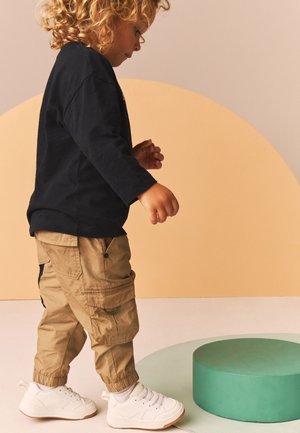 Next SEMI - Tops ar garām piedurknēm - black slogan