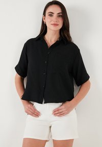 Unselected, black