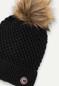 Colmar Originals Pletena kapa - black